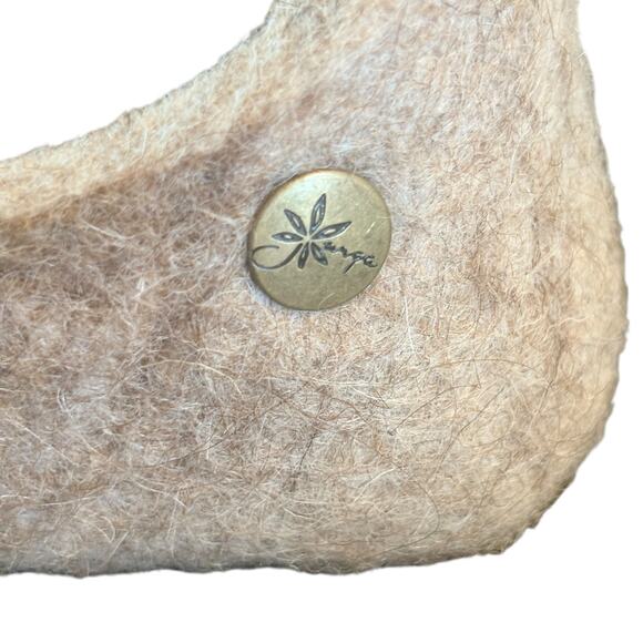 Jurga Felt Life Brown Beige Wool Felt & Organic Upper Latex Bottom Cat Slippers - Picture 5 of 16